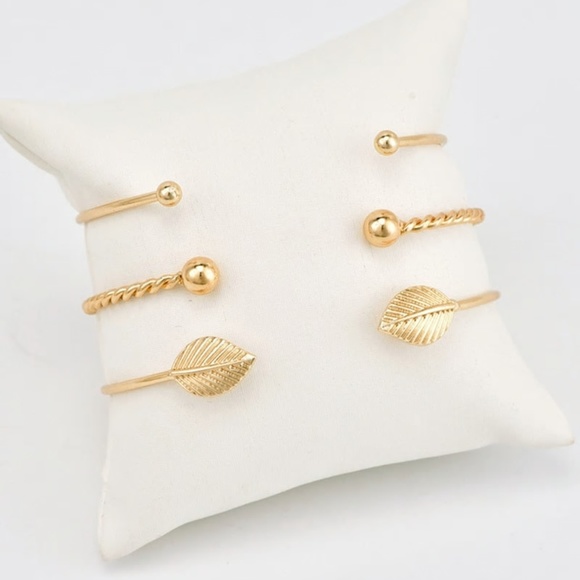 CUFF BRACELET SET - Picture 1 of 3
